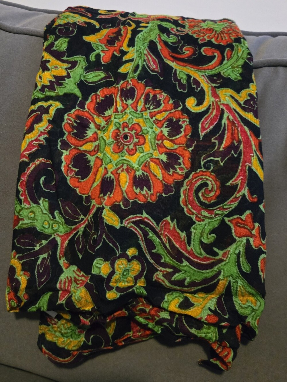 classic Talbots lightweight scarf with A bold, vibrant Print